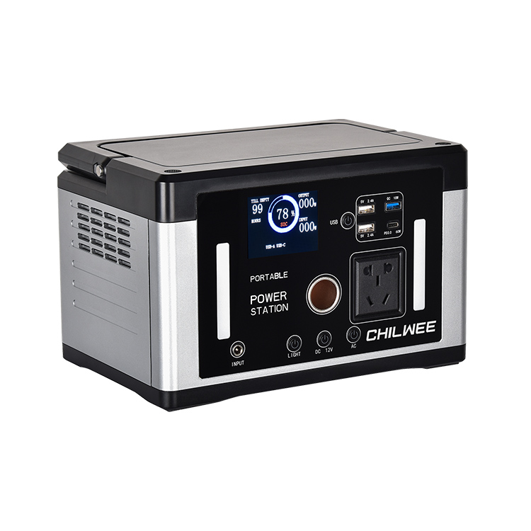 জরুরী আলো চার্জ করার জন্য 700W স্মার্ট সোলার জেনারেটর